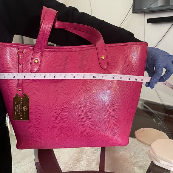 Pretty Hot Pink Ralph Lauren Patent Leather Tote with gold hardware - Picture 5 of 8